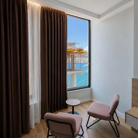 Tramonto 3* Sarandë